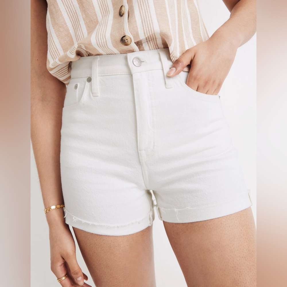 Madewell High-Rise Denim Shorts in Tile White Size 25